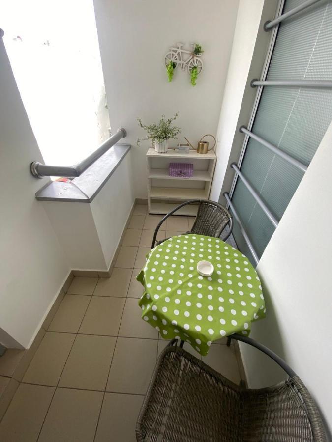 Sofy Center Apartment Нови Сад Екстериор снимка